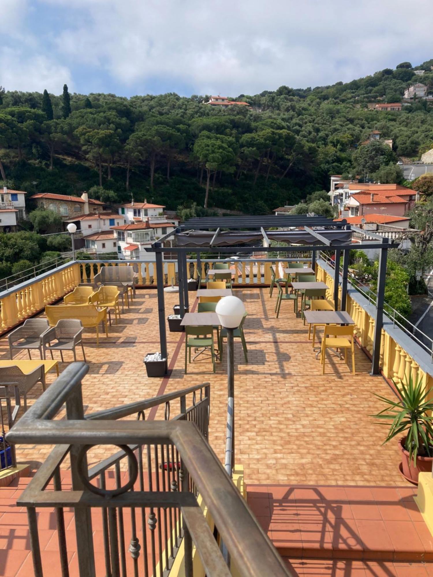 Ulivo Hotel Diano Marina Eksteriør billede